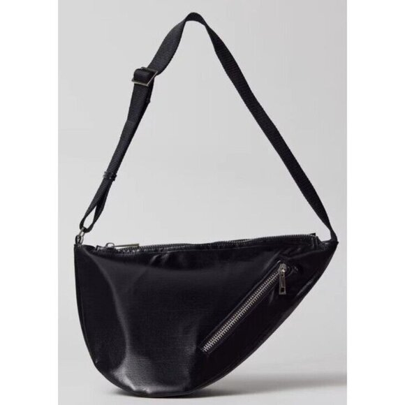 Urban Outfitters Other - Urban Outfitters Zora Sling Pack Bag Black Crossbody NWT